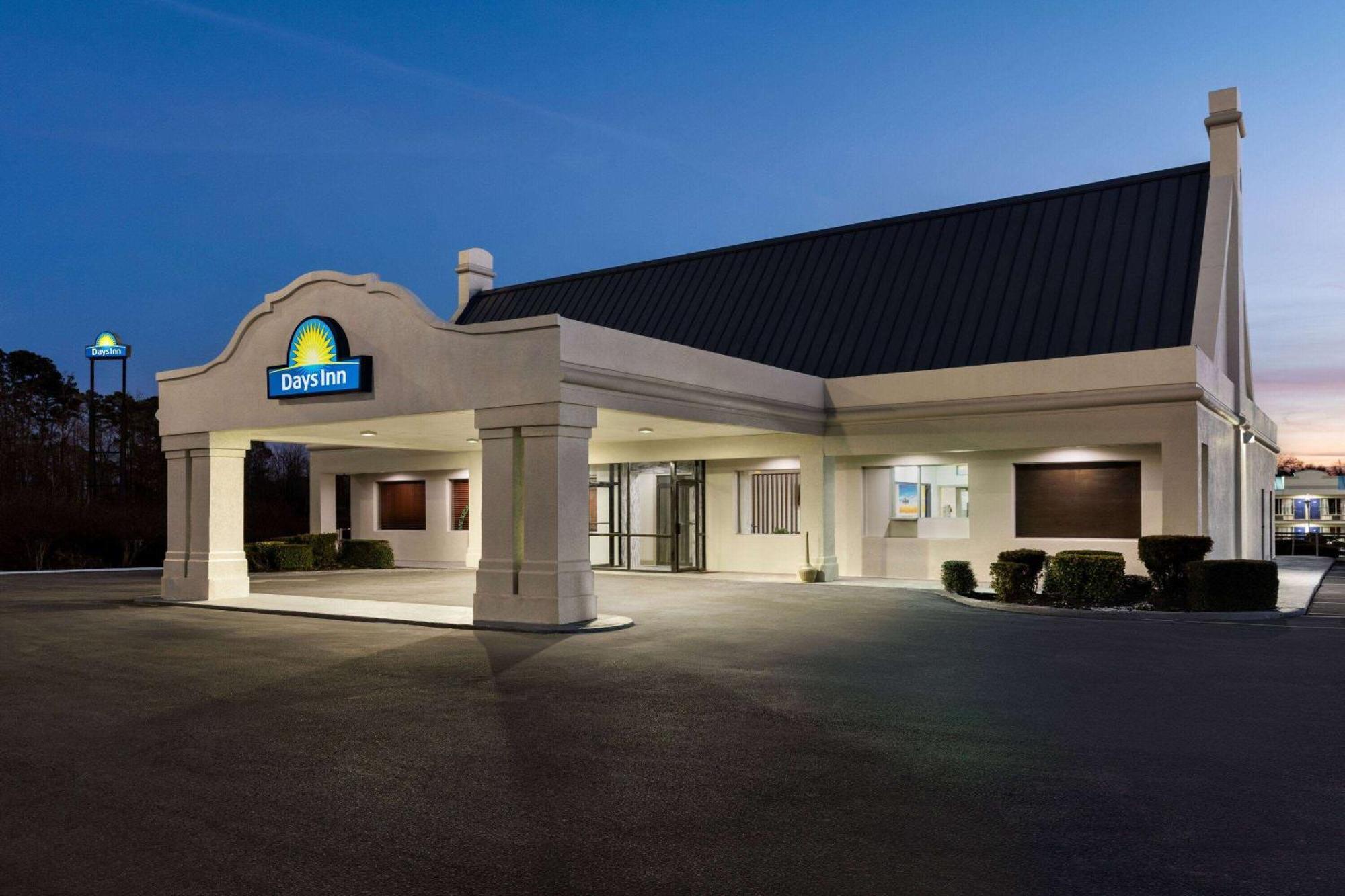 Days Inn By Wyndham Emporia Eksteriør billede